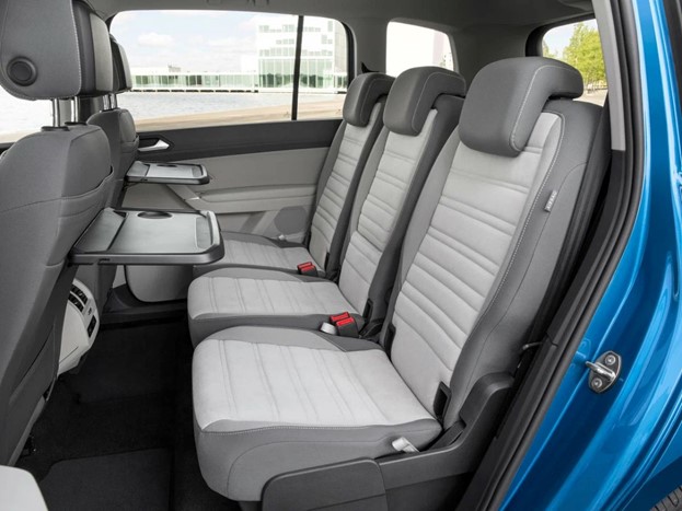 Салон такси комфорт-класса Кишинев Одесса Такси Кишинев Одесса трансфер аэропорт встреча с табличкой