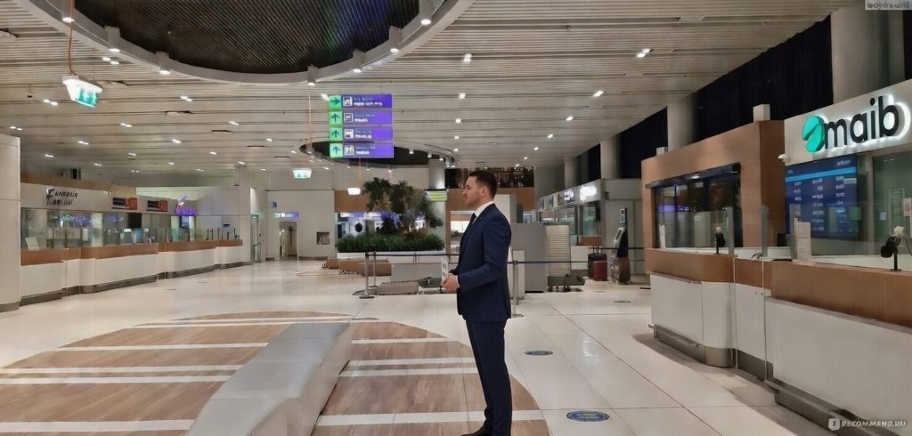 Место встречи с водителем Taxi-MD в аэропорту Встреча пассажиров такси в аэропорту Кишинева для поездки в Паланку
